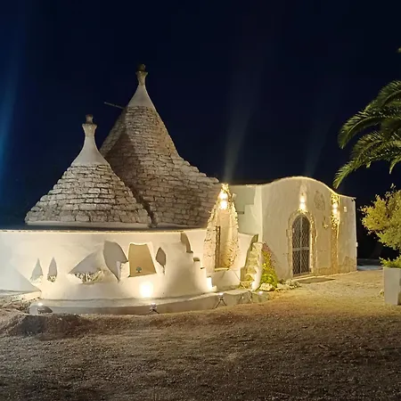 Trullo Felice Winter * 奥斯图尼